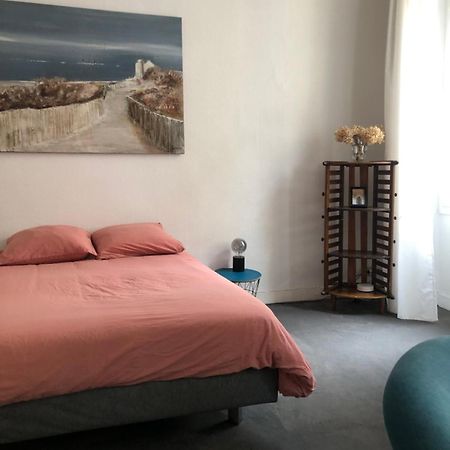 Studio De 30 M2 Dans Le Triangle D'Or De Bordeaux Bagian luar foto